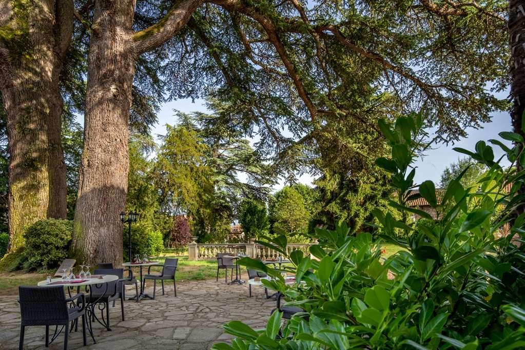 Hostellerie Des Cedres Villeneuve-de-Riviere Екстер'єр фото