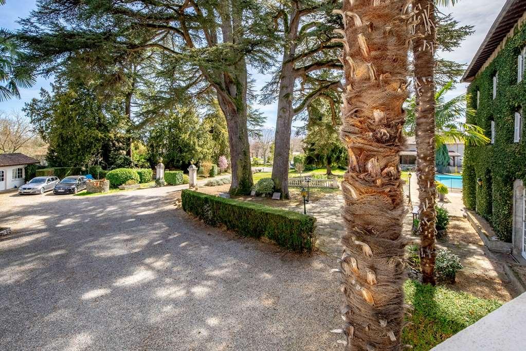 Hostellerie Des Cedres Villeneuve-de-Riviere Екстер'єр фото